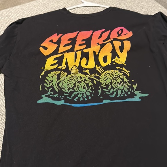 Seek & Enjoy dirt bike shirt… worn only a few times. Nice shirt from cool brand - Picture 3 of 3